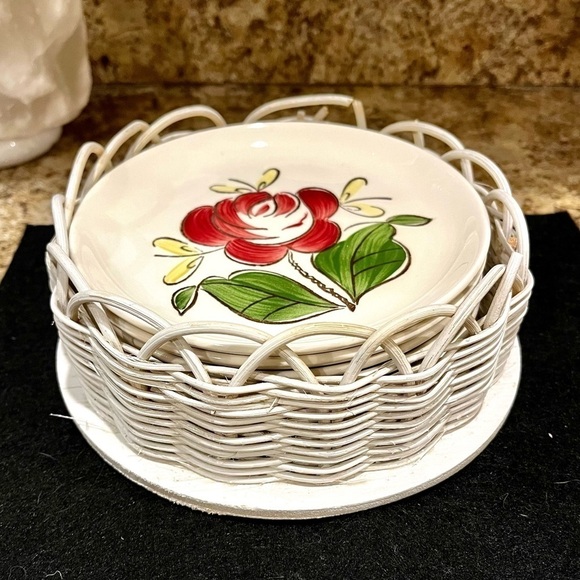 Vintage Stetson Red Rio Rose Desert Plates in basket Set of Seven - Picture 3 of 16